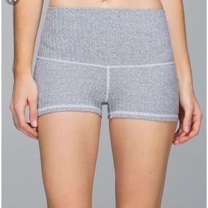 Lululemon Herringbone Boogie Shorts Roll Down